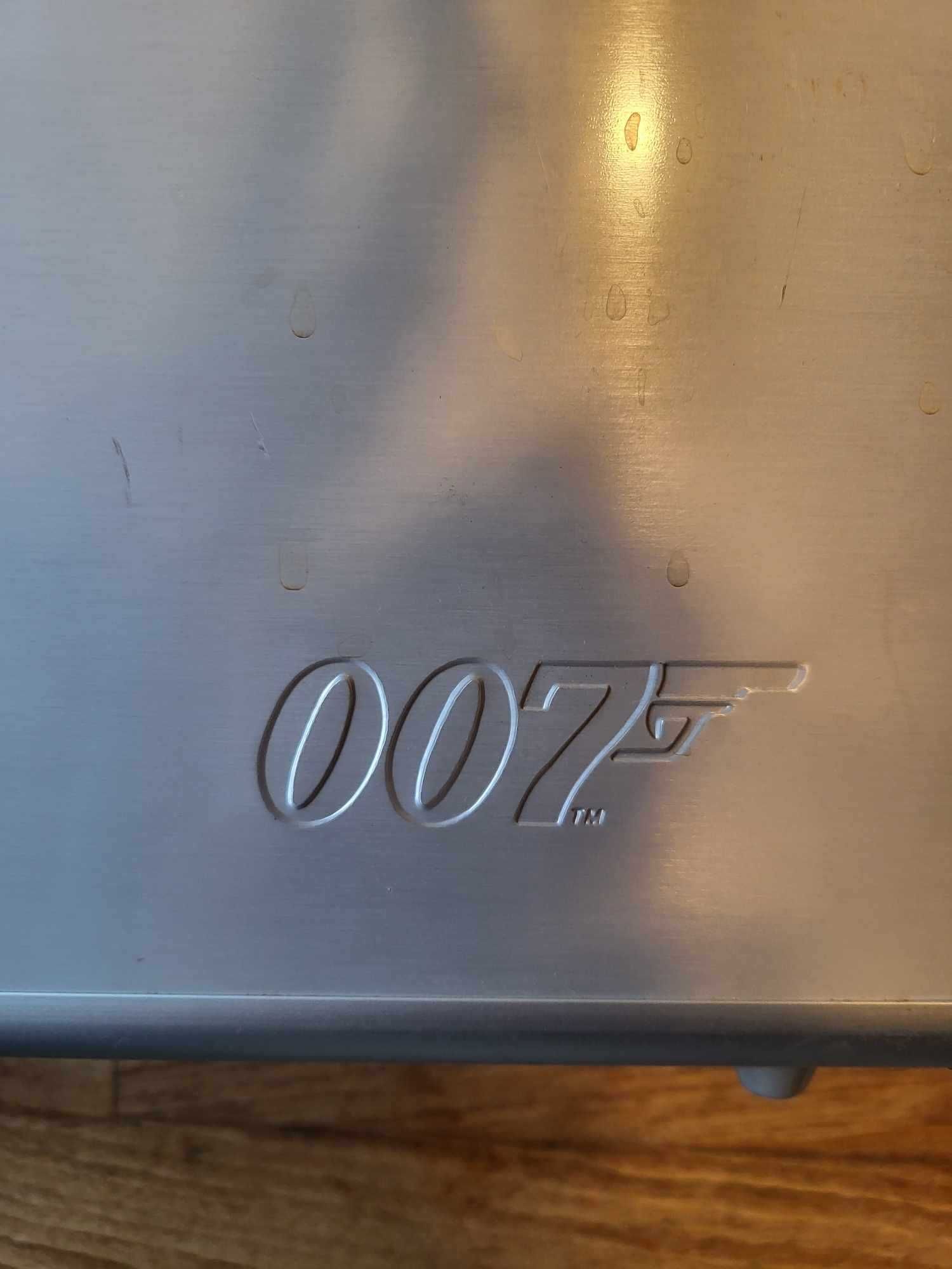 Mala 007 (21 DVD's) - NOVO