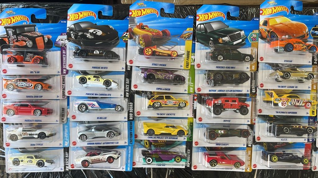 Conjunto 24 carros Hotwells