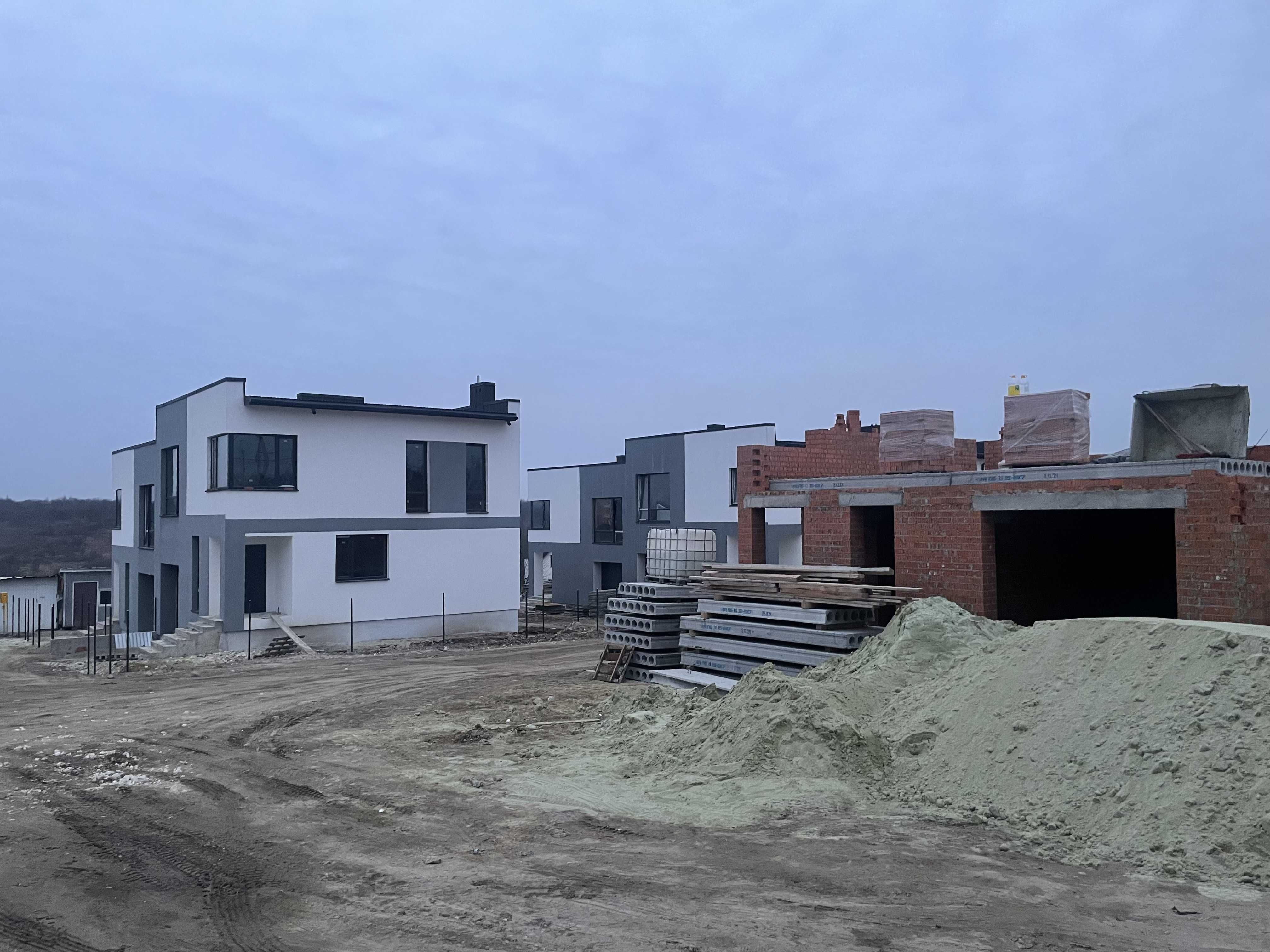 Продаж або обмін на квартиру котеджу Солонка! Ділянка своя!