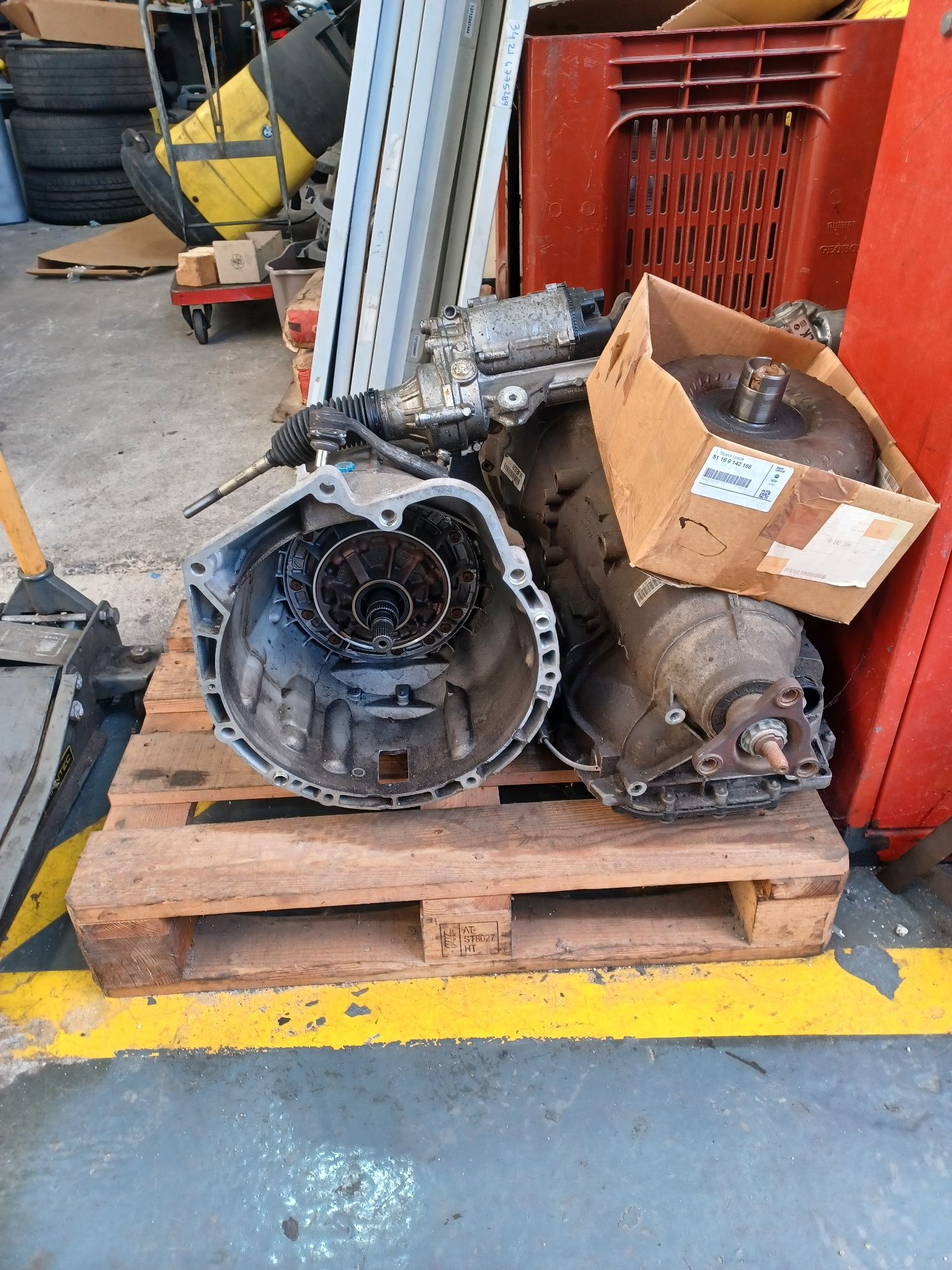 2 Caixas de velocidades automaticas  BMW 630i / 530i c/ Mecatronic e T