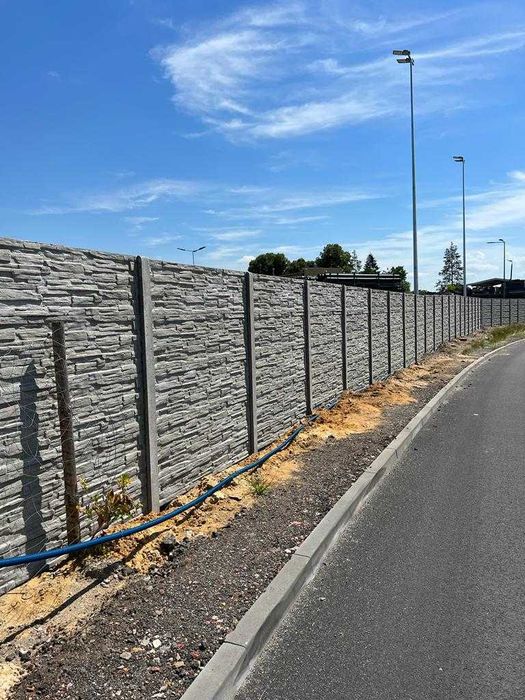 Ogrodzenie betonowe dwustronne o wys. 2,0 m