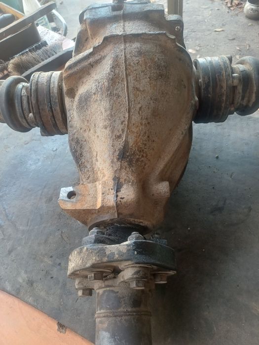 Задний мост, редуктор