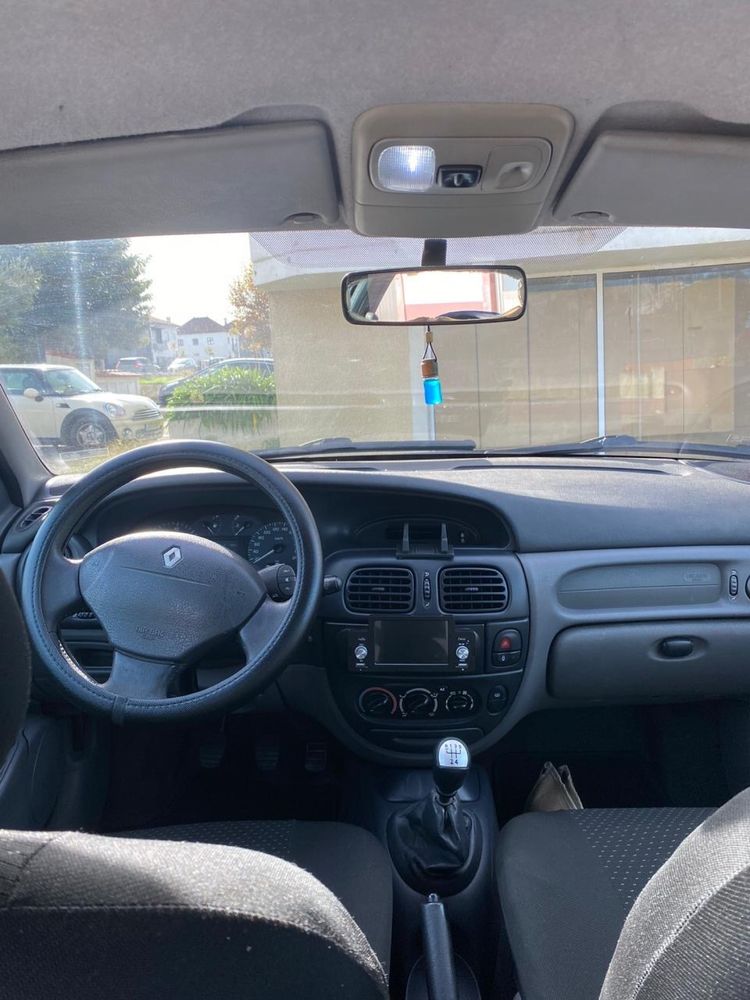 Renault megane 99 gasolina