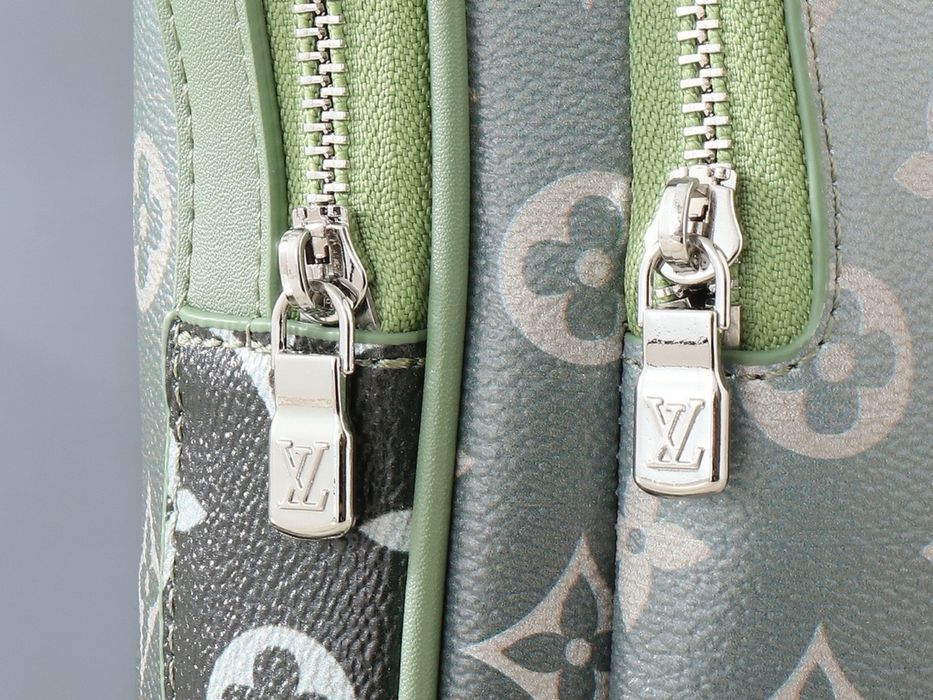 Сумка мужская Louis Vuitton Avenue бананка слинг черный с зеленым