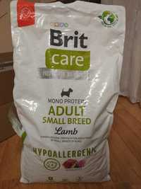 Сухий корм для собак з ягням Brit Care Adult Small Lamb 7кг