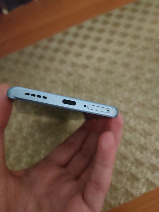 Продається: Realme 10 Pro+ 8/128 ГБ — Стан нового! Вигнутий AMOLED 120