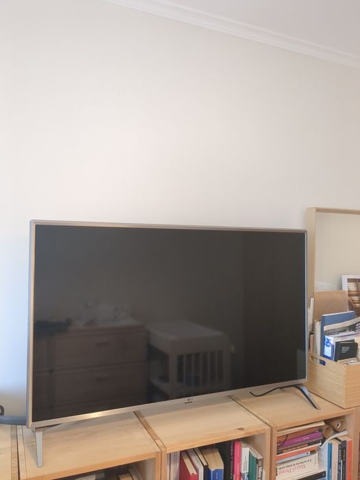 Televisão LG 4k 43UJ651V