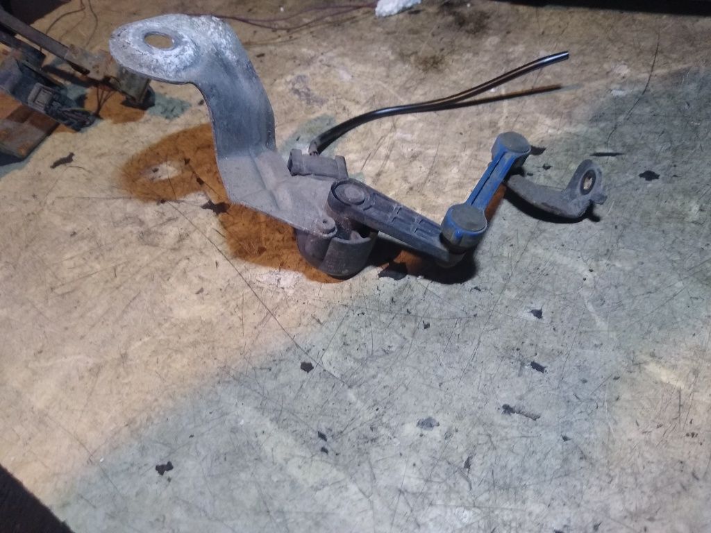 Czujnik poziomowania Xenon cięgno audi a4 b7 b6 oryginał