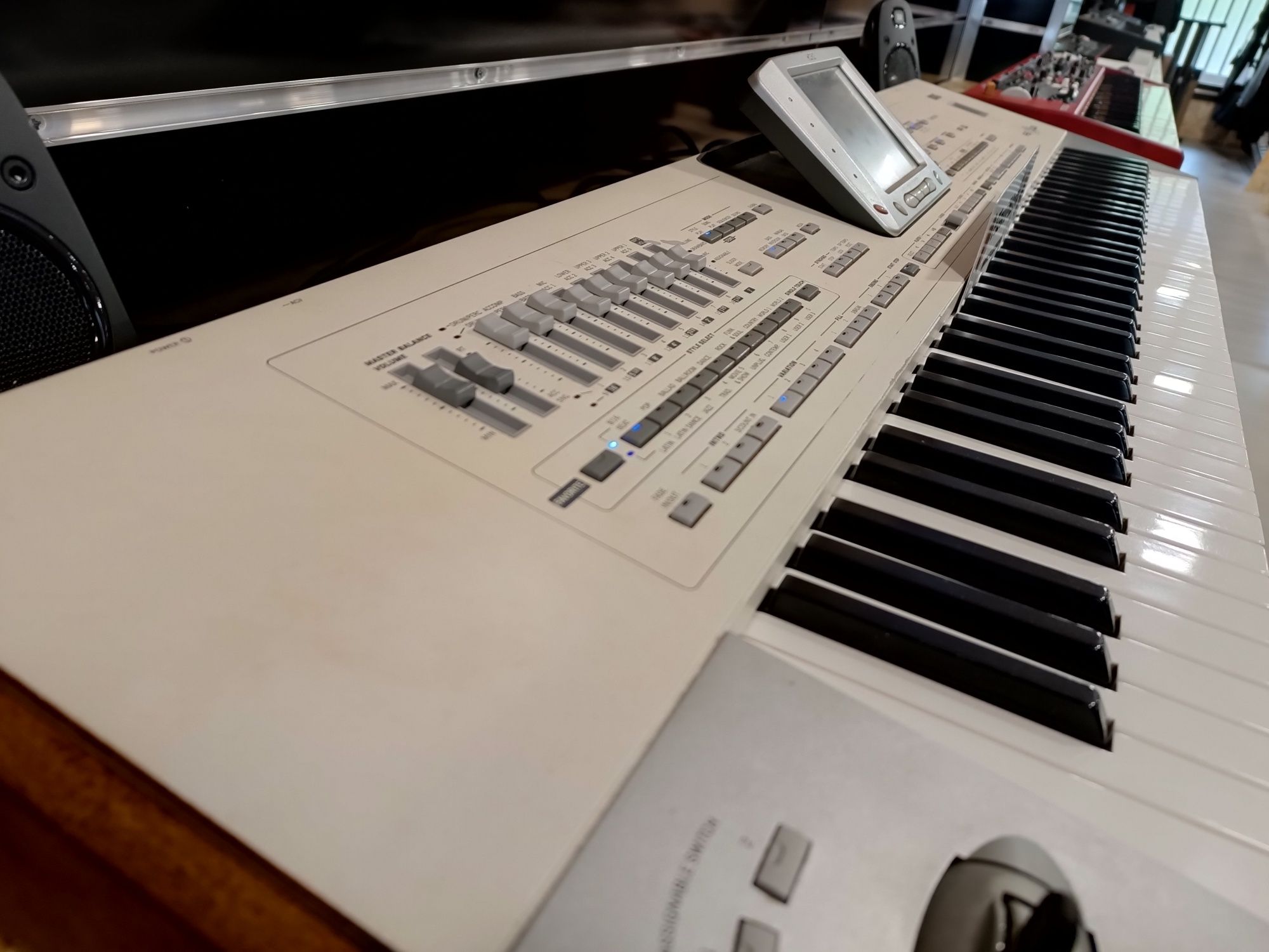 Korg pa2x pro 76 somos loja instrumentos musicais