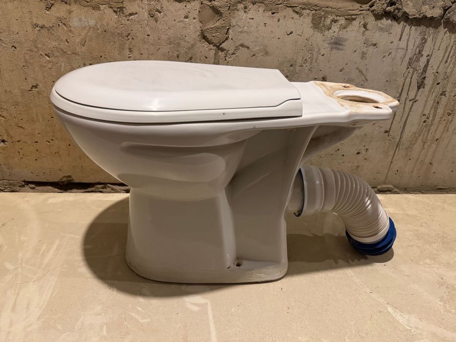 Продам тимчасовий унітаз для ремонту,дачі і т.д.і т.п.