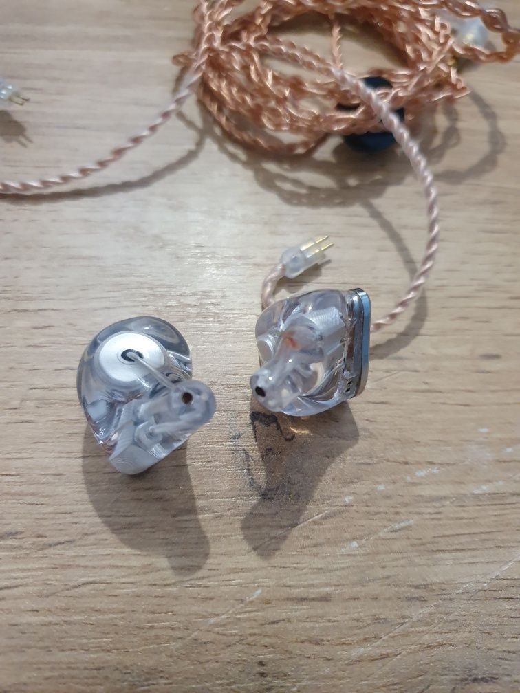 Słuchawki IEM Moondrop blessing 2