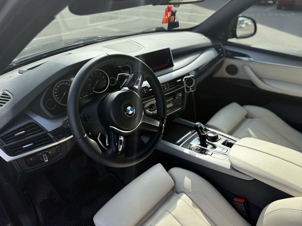 BMW X5 F15 M-пакет, повна комплектація, шкіра і т.д.