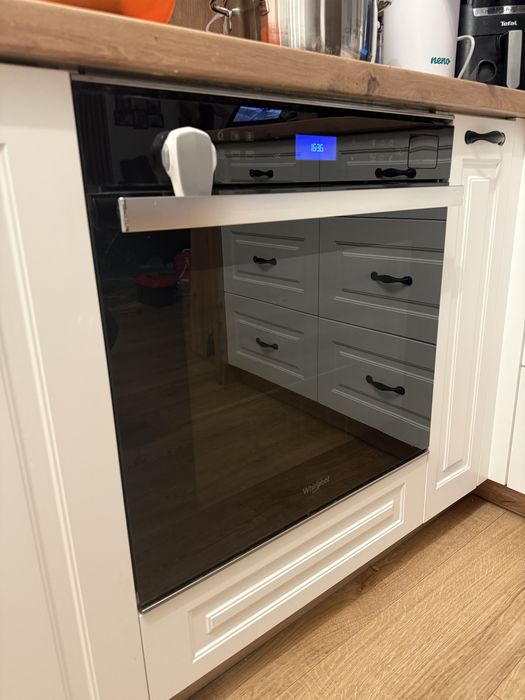 Piekarnik elektryczny parowy Whirpool W6 OS4 A+