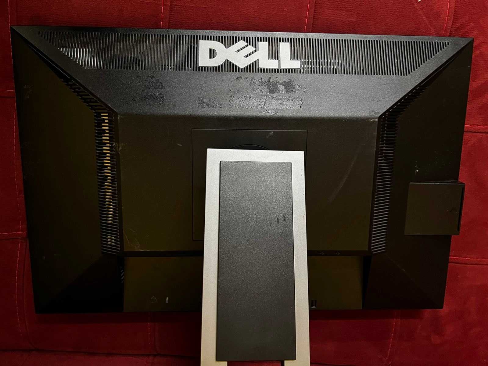 Монитор Dell UltraSharp 2209WA Black