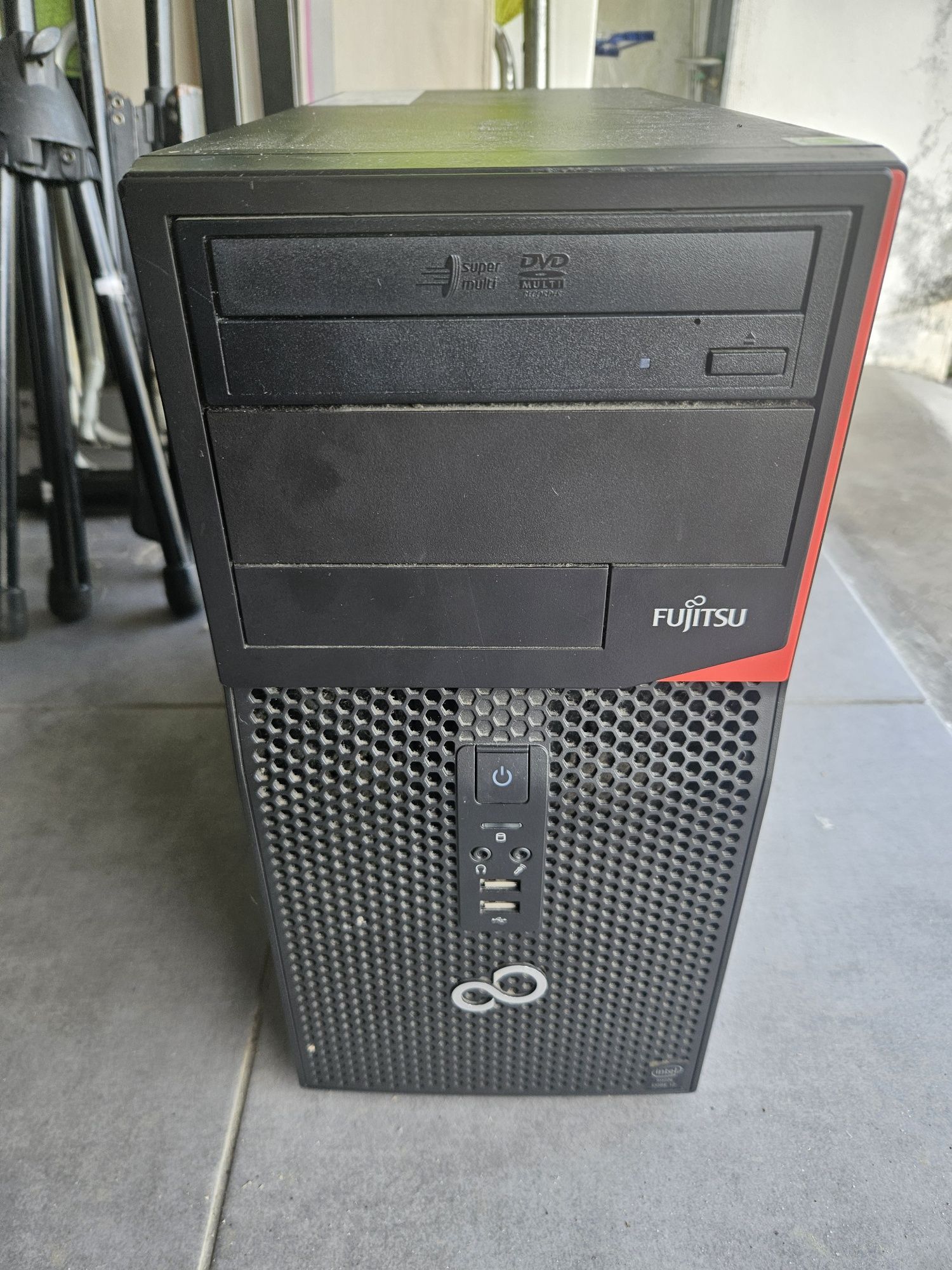 Pc FUJITSU - core i7 - 4770 3,4ghz 
8gb ram
1tb