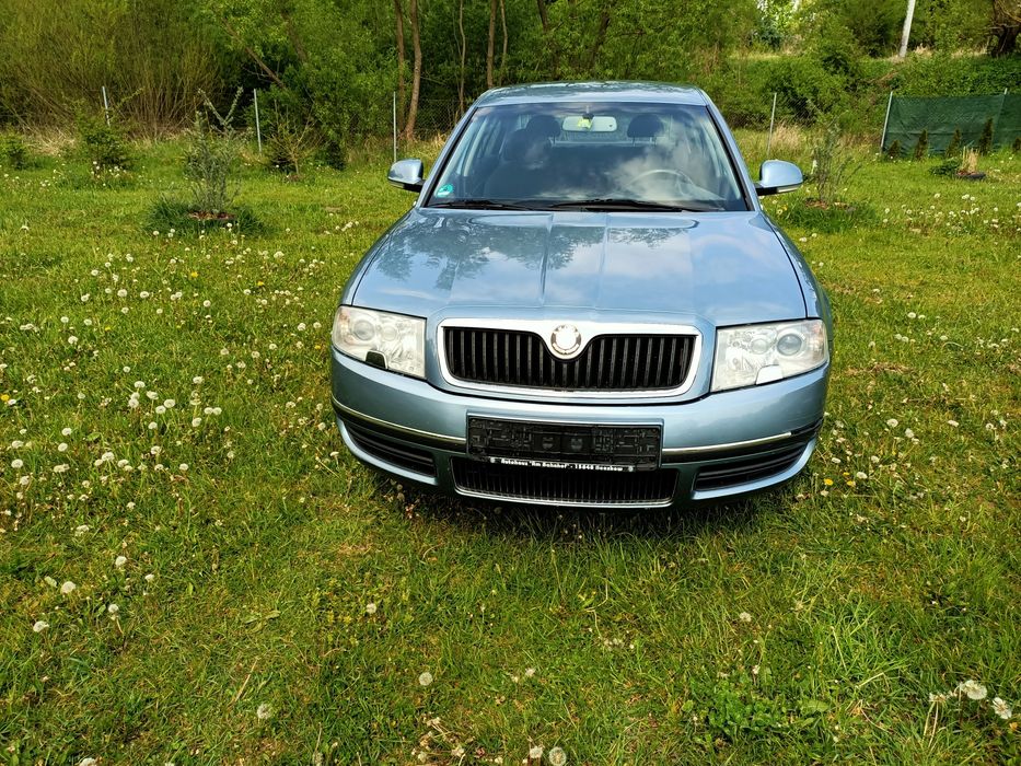 Skoda Superb 2.0 TDI 140km manuał klimatronik elektryka alufelgi