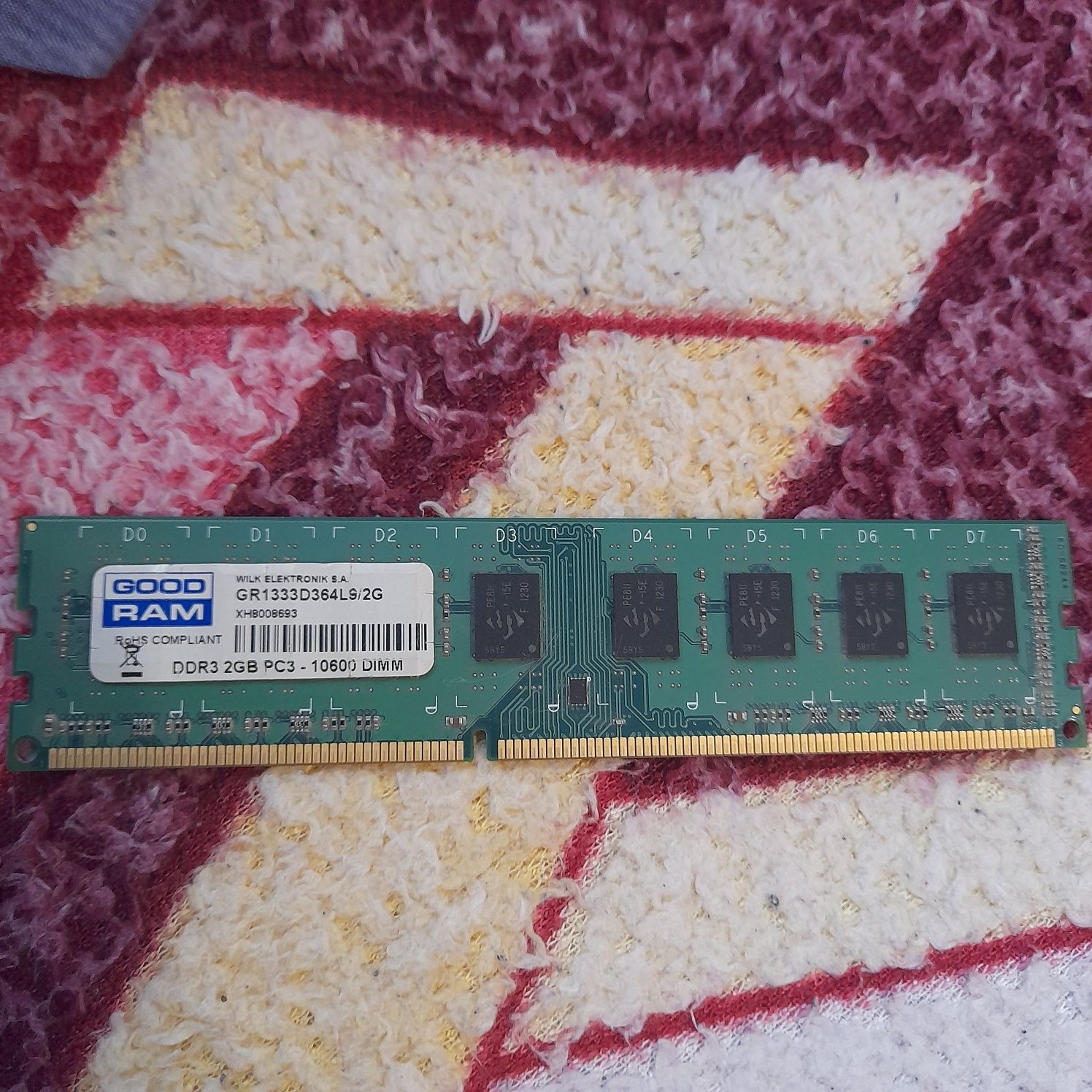 Оперативна пам'ять ddr3,  2 гб