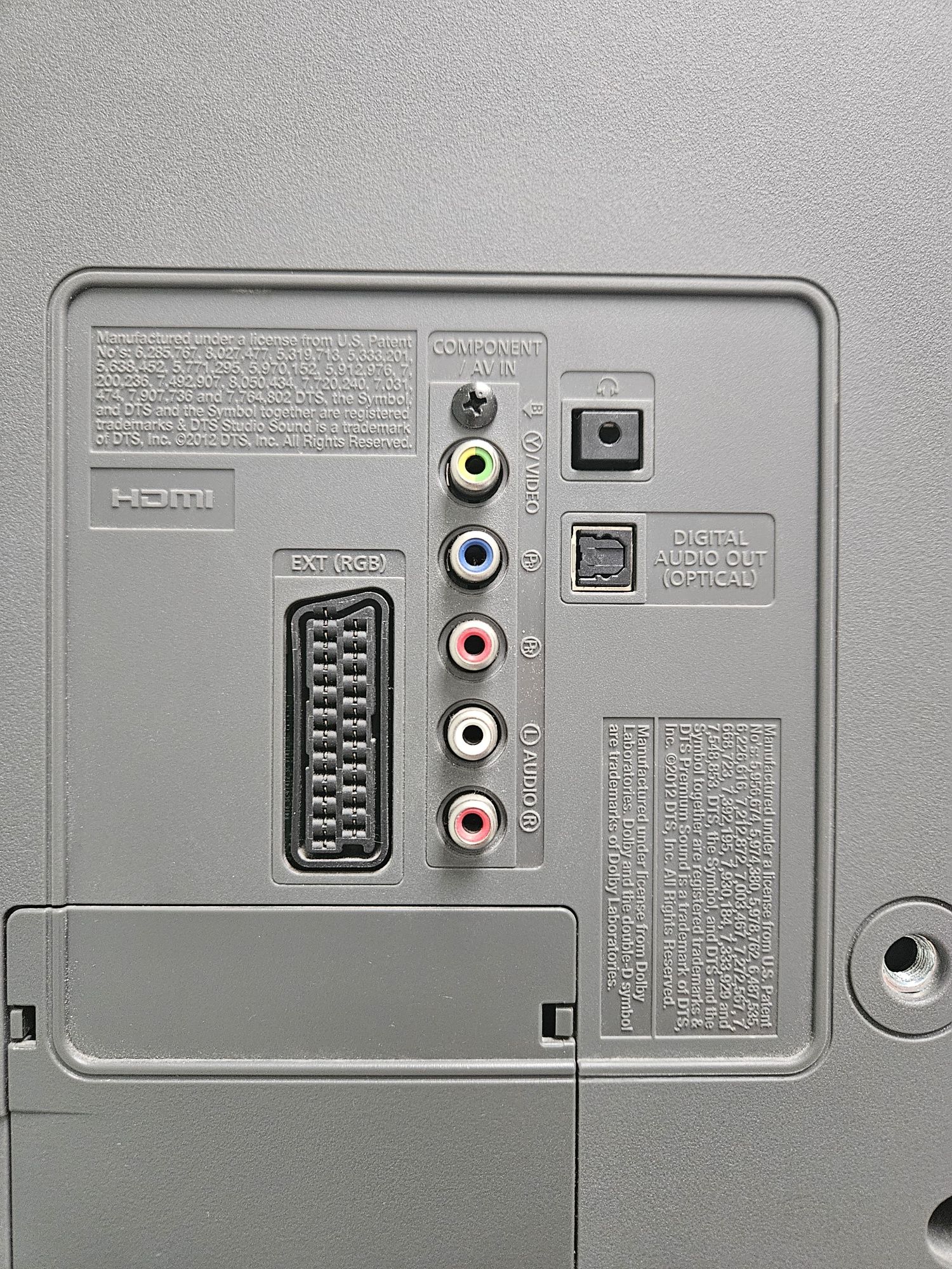 Telewizor 32 cale uchwyt