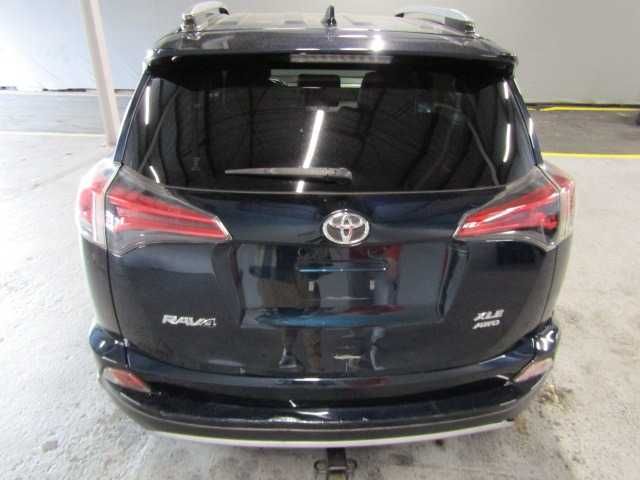 Toyota RAV4 XLE 2018