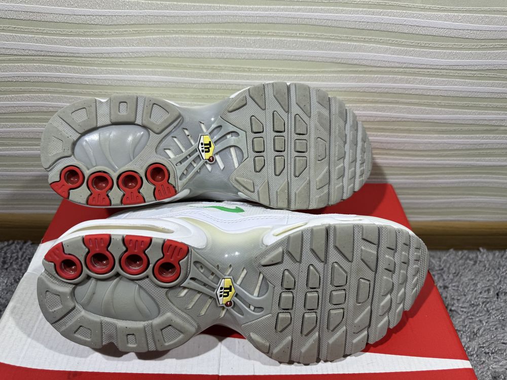 Кроссовки Nike Air Max Plus Розмір 38.5 Original Взуття