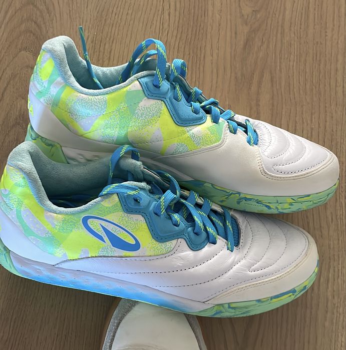 Futsal em Couro Eskudo Pro Época 2024/25 (KIPSTA)