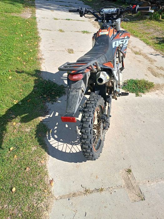 Cross Asix Defender 150