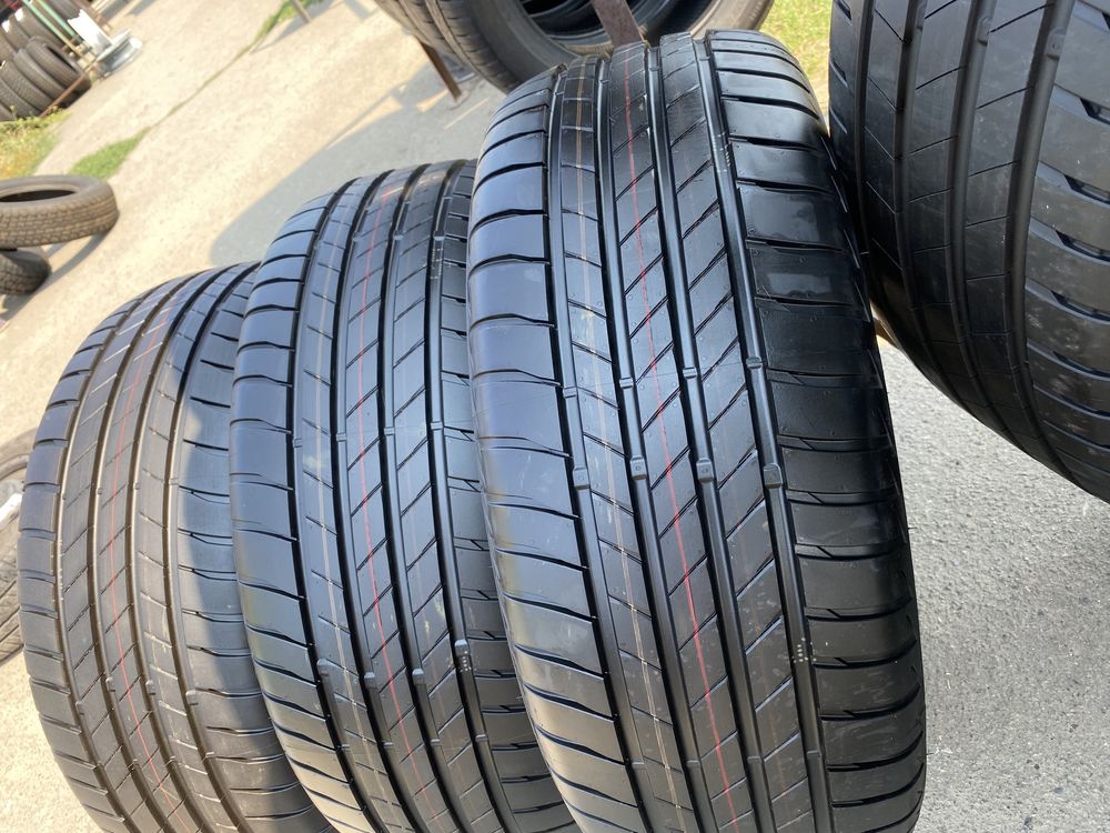 215/55/R17 Bridgestone, Автошины , резина , колеса