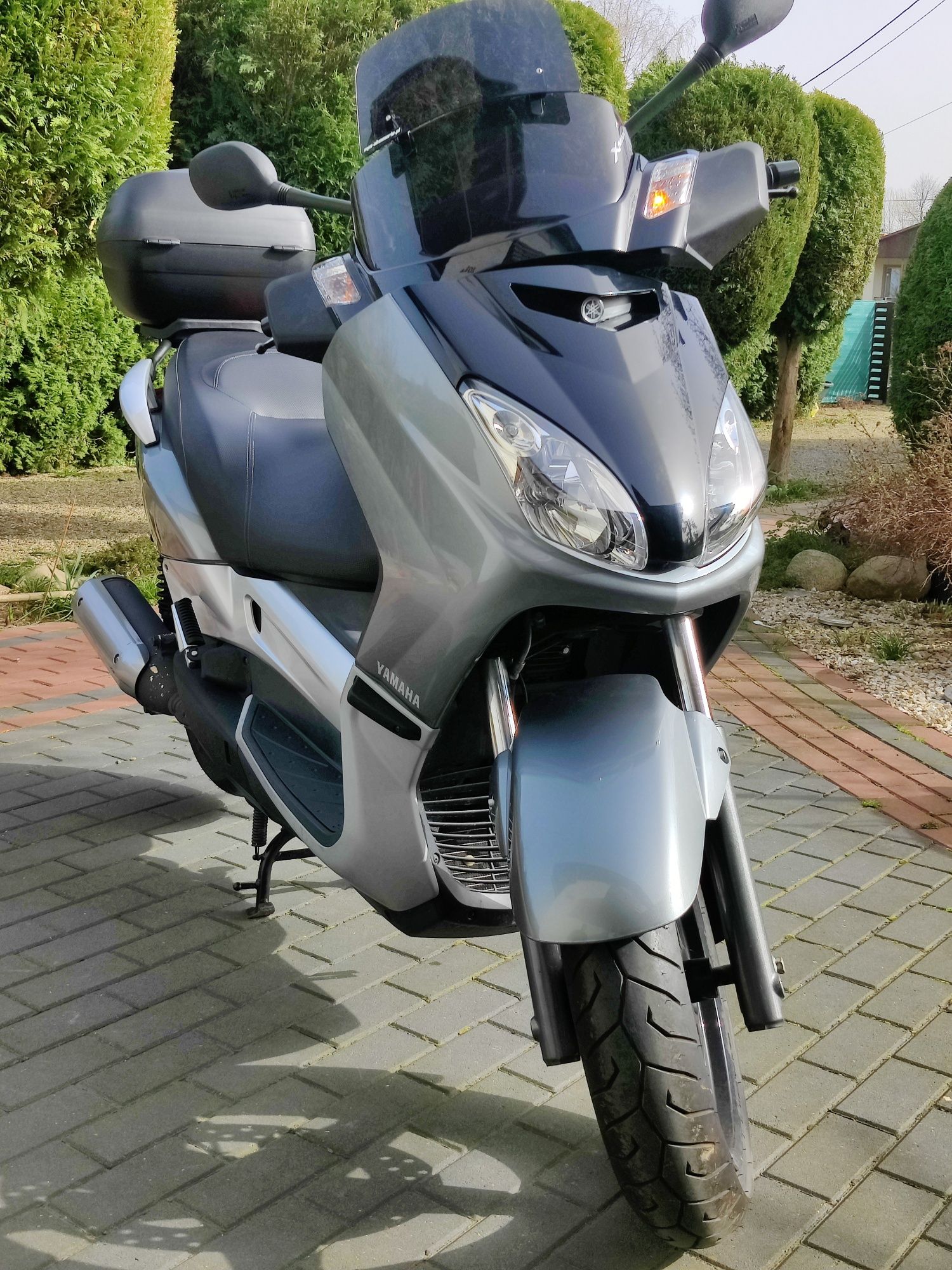 Skuter Yamaha X-max 250i