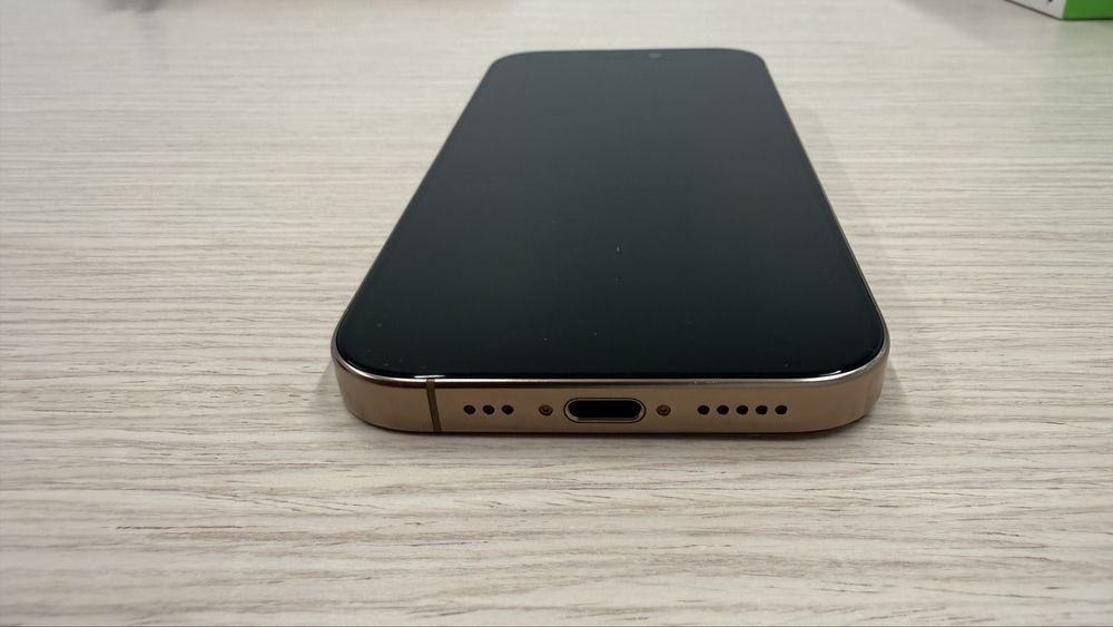 iPhone 16 Pro | 128Gb | Titânio Deserto (com Garantia)