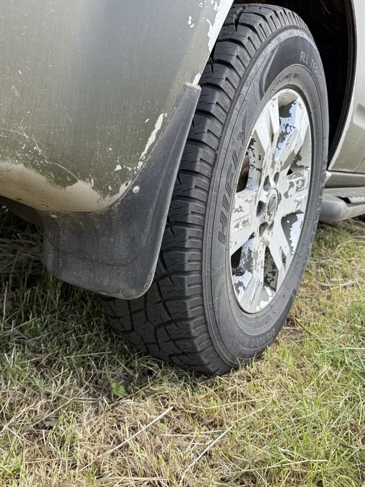 Ніссан Патфайндер/ Nissan Pathfinder