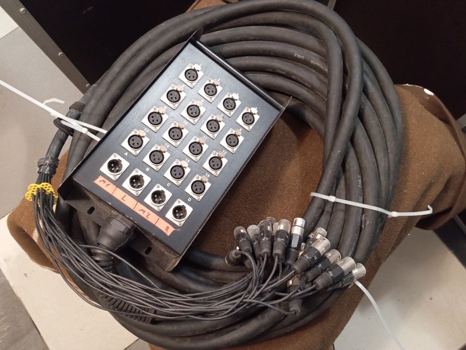 Płyta estradowa multicore 30m stagebox