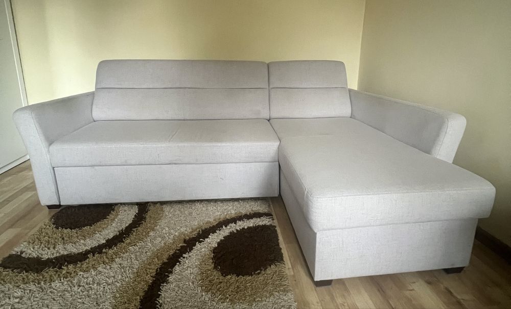 Sofa naroznik z funkcją spania