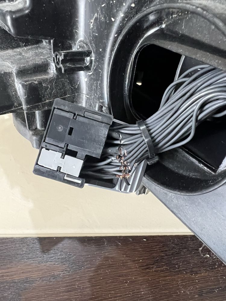 Lampa przod  prawa BMW X3 G01 ADAPTIV LED