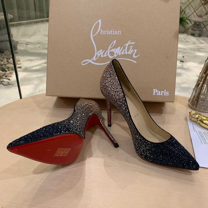 Szpilki Christian Louboutin Nowe Pobranie