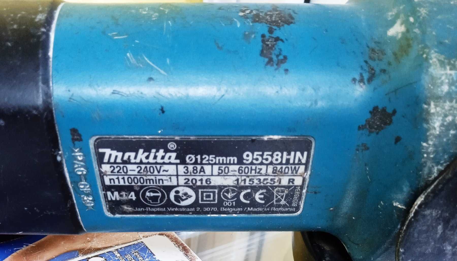 Кутова шліфмашина Makita 9558HN