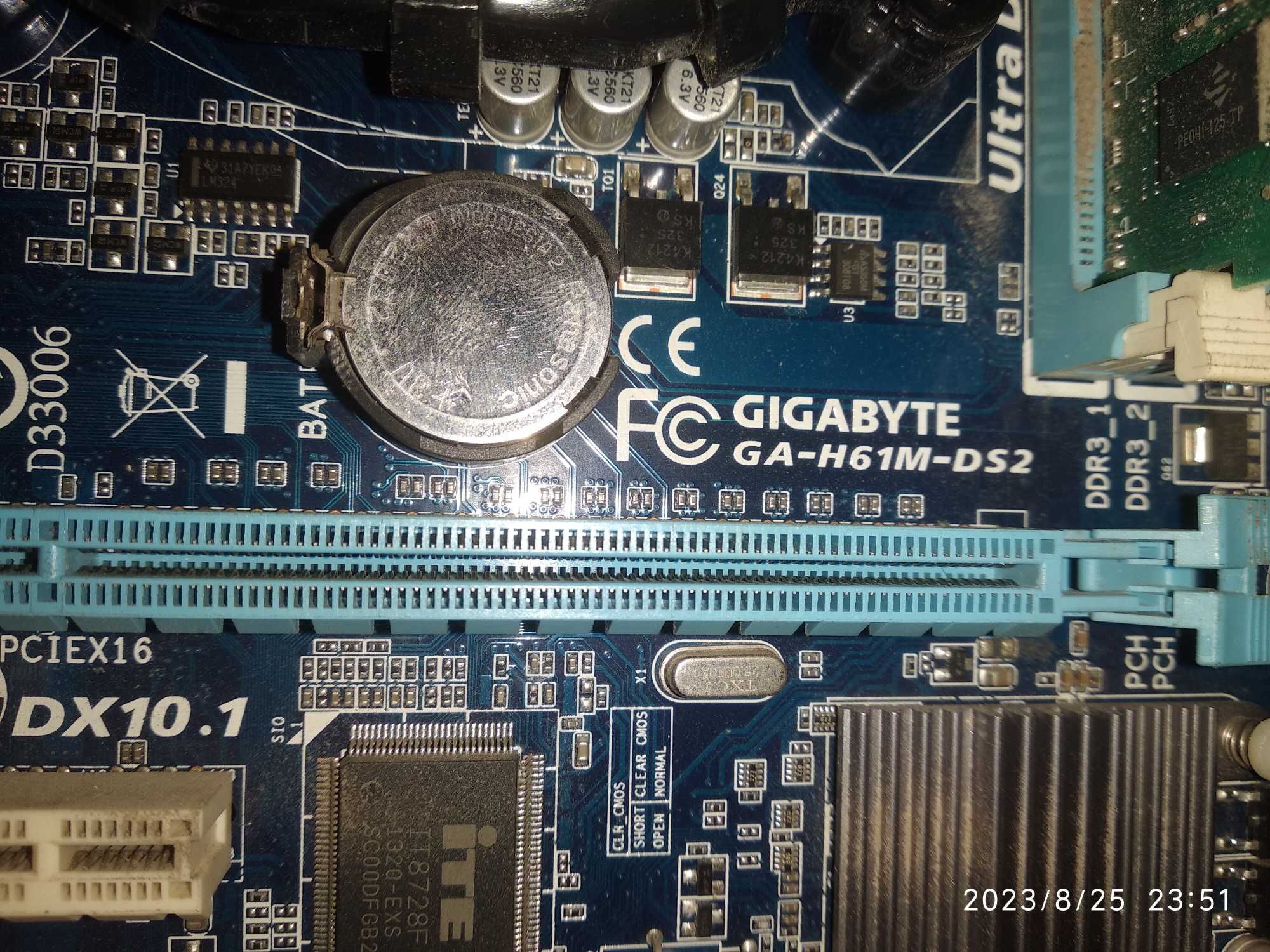 Продам GA-H61M-DS2 Socket 1155 Материнскую плату