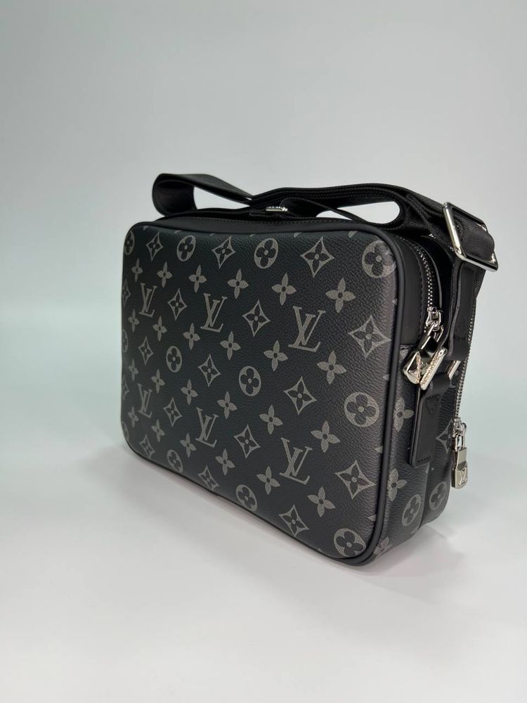 Чоловіча сумка - Louis Vuitton