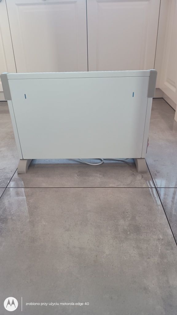 Grzejnik elektryczny konwektorowy 2000W z programatorem 24h