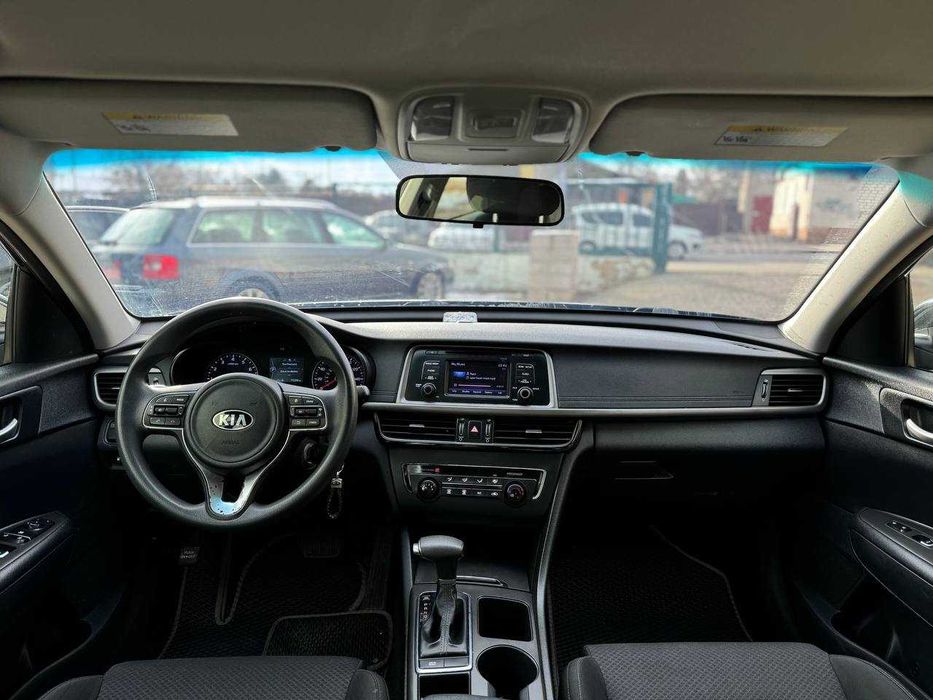 Автомобіль Kia Optima 2016