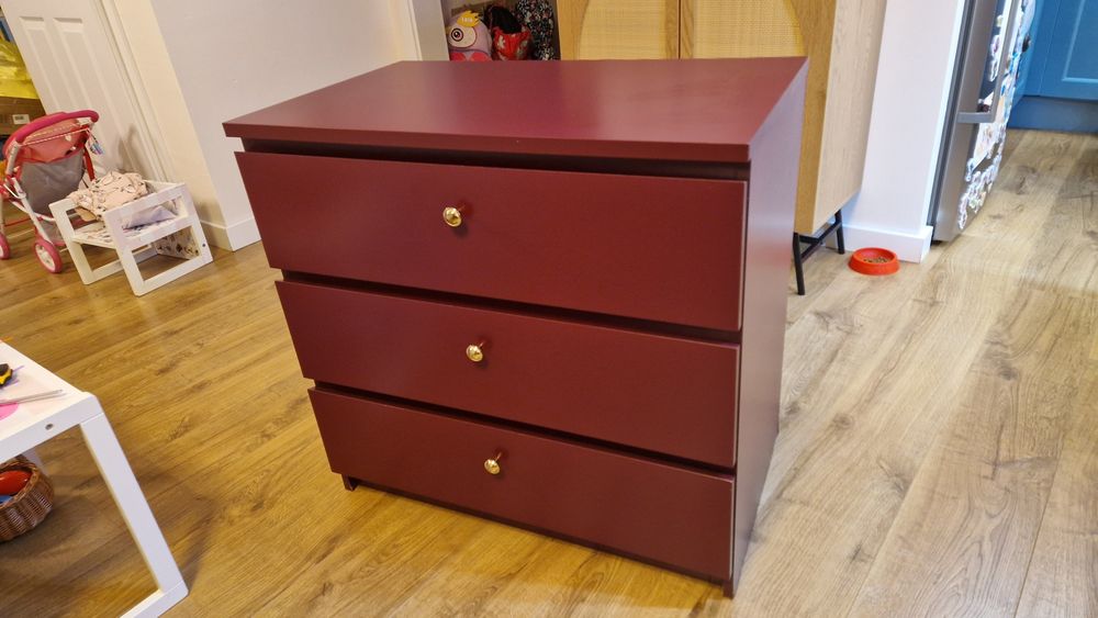 Ikea Malm bordowa burgundowa komoda