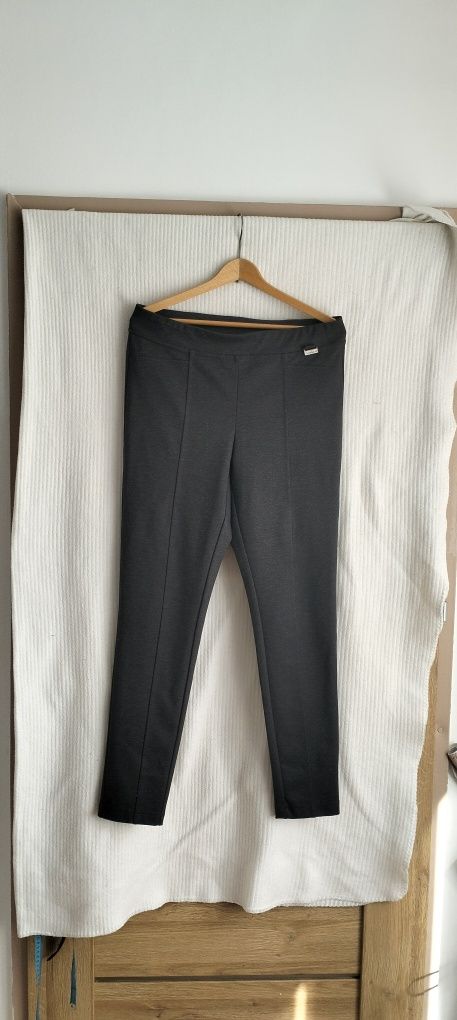 Spodnie Calvin Klein M