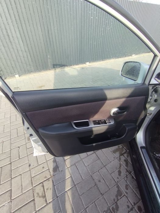 Продам Nissan Tiida