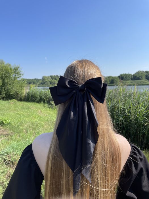 Бант атласний чорний