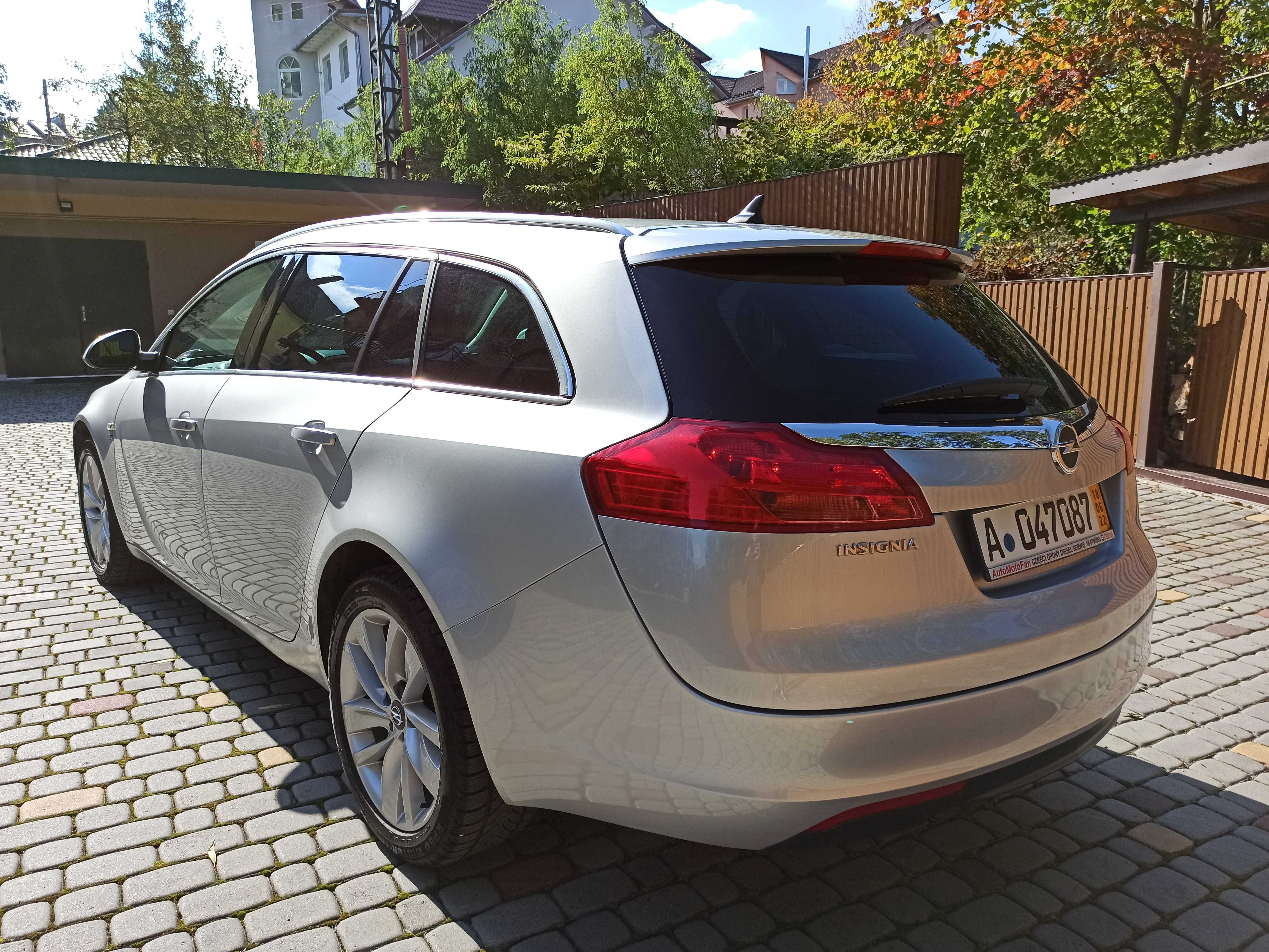 Продам Авто OPEL INSIGNIA SPORT TOURER 2.0CDTI 2012 Свежая с Германии