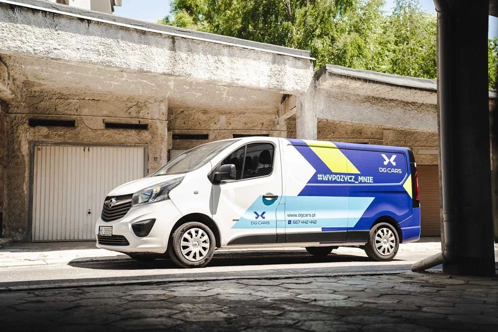 Wypożyczalnia samochodów dostawczych, wynajem busów - DG Cars