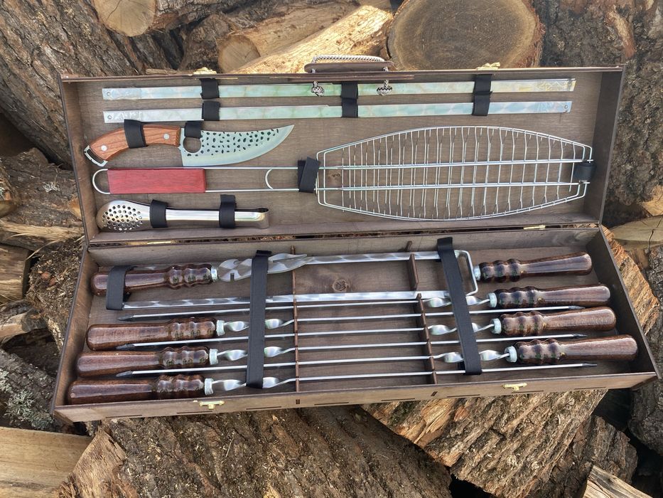 Набір Шампурів Подарунок  Чоловіку / Військовому/ Другу + мангал