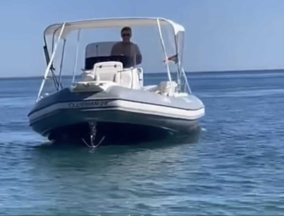 Semi rígido Joker Boat Clubman 24 + atrelado Satellite MX282