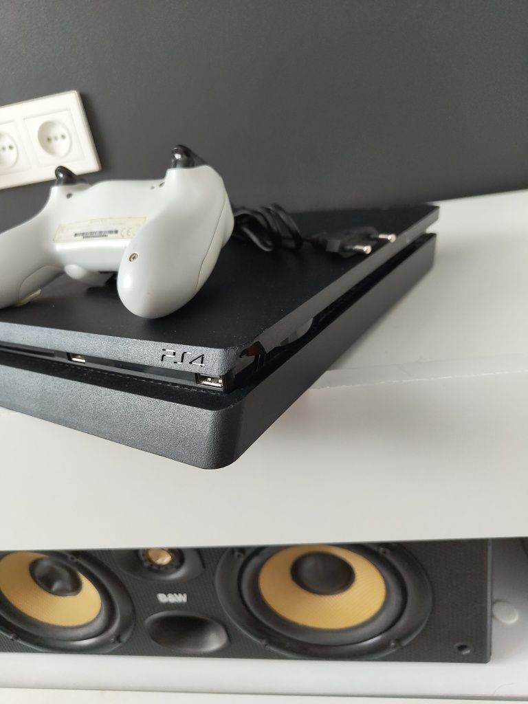 PS4 slim 1 тб ігрова приставка sony PlayStation 4 / 9.60