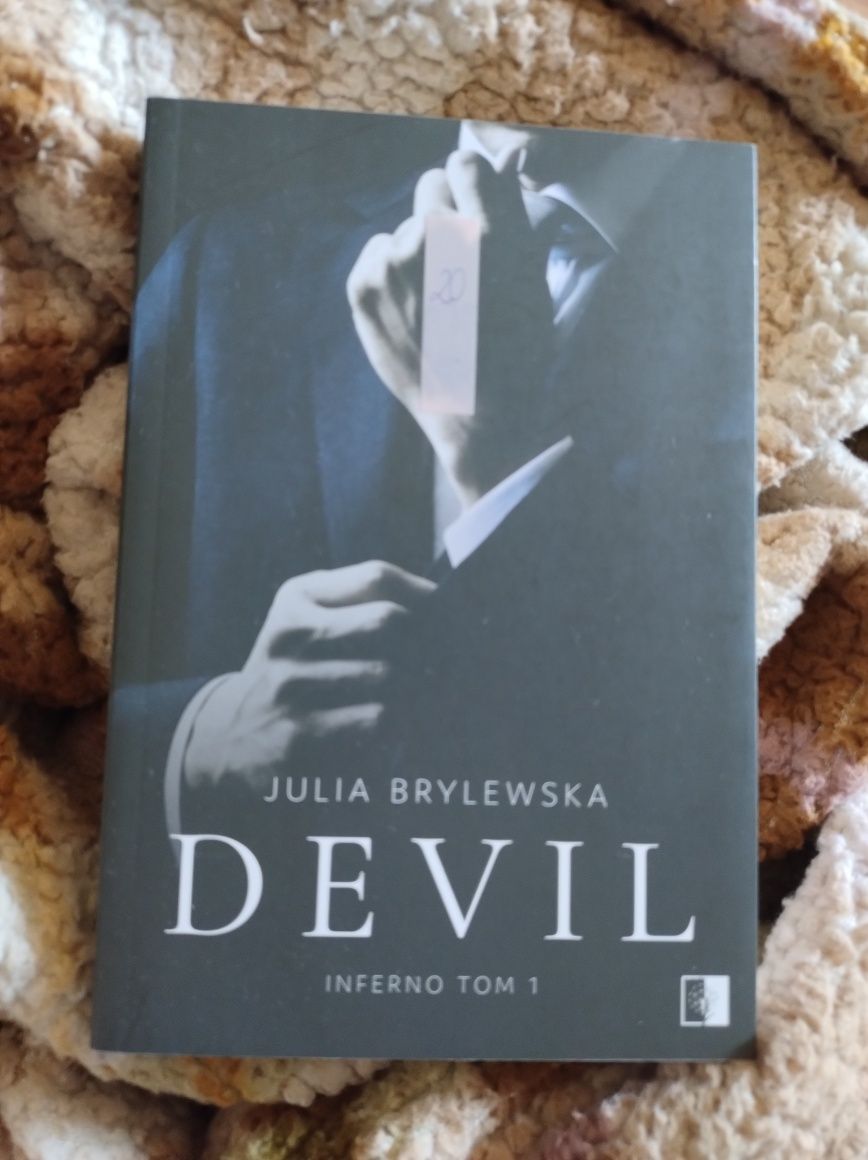 Devil Inferno tom 1 Julia Brylewska