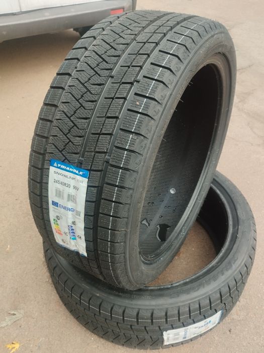 Шини Зимові
245/40 R20 99V XL Triangle Snowlink PL02